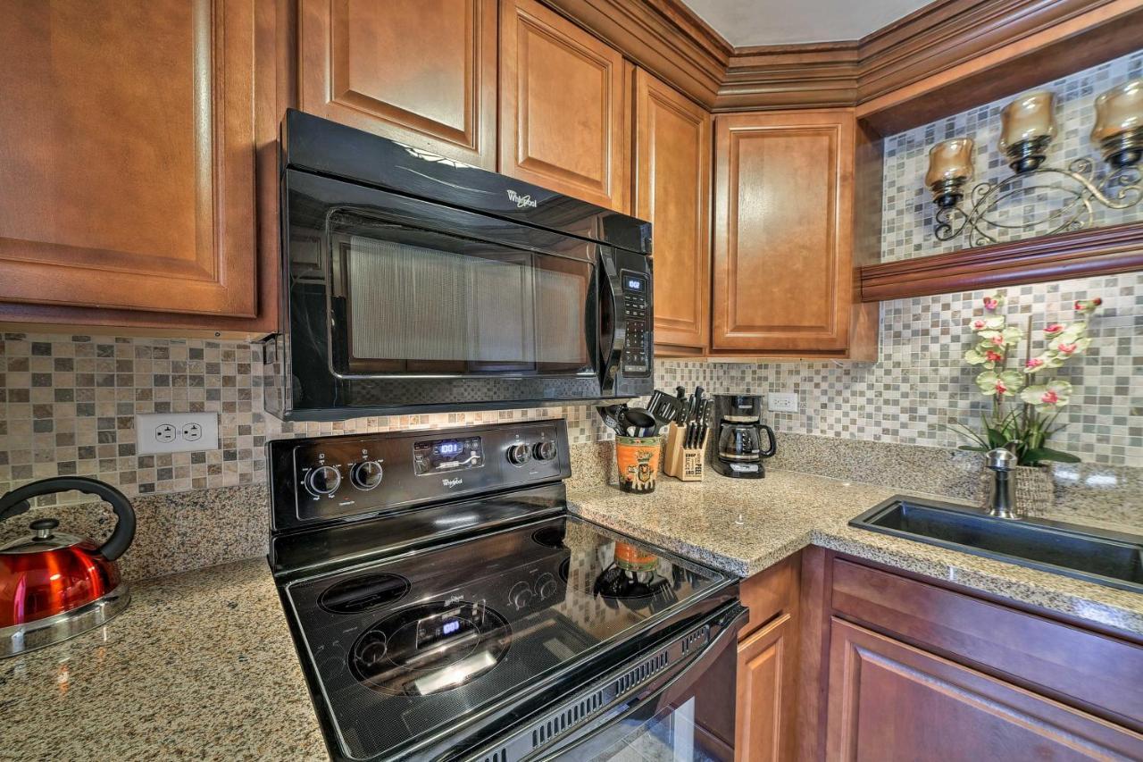 Downtown Air Conditioned Condo Walk To Beaches Kailua-Kona Exterior foto